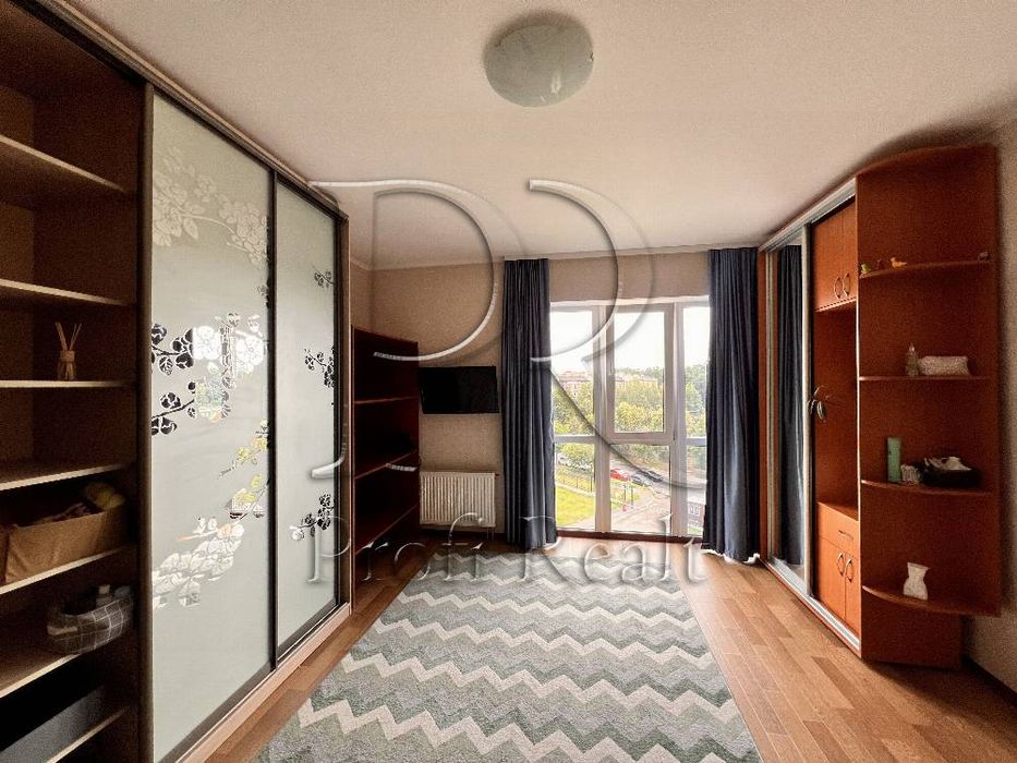 Продаж 3 х кімнатної ЖК Кришталеві Джерела/м.Теремки/Феофанія/Голосіїв