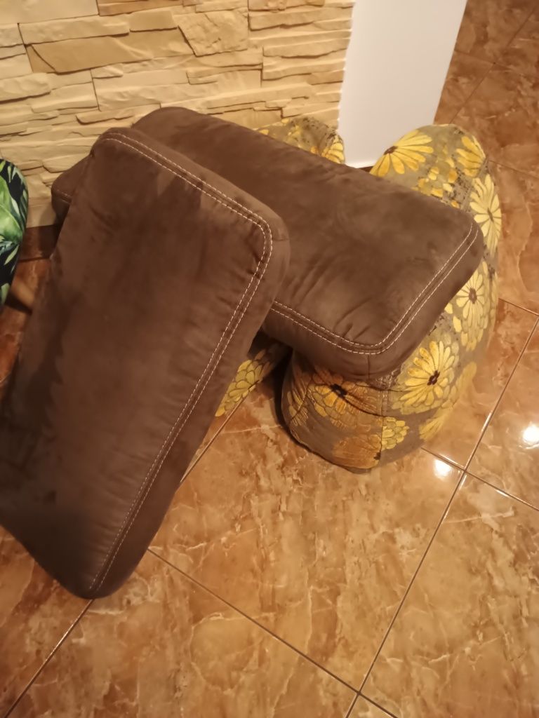 Sofa z funkcją spania.