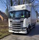Scania R320  SCANIA R320 z ruchu międzynarodowego - solo - winda