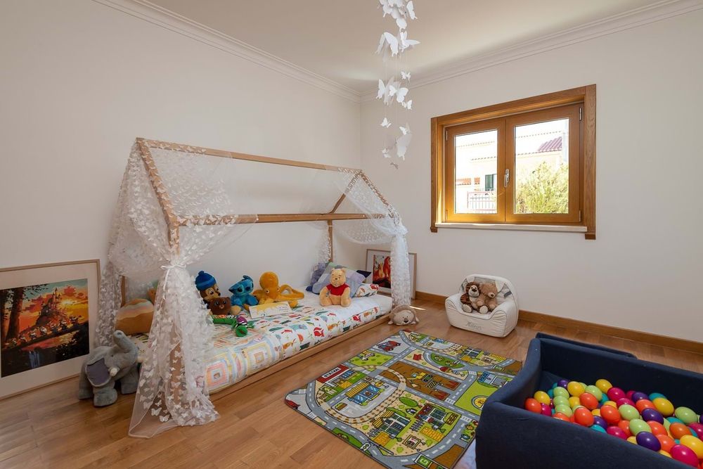 Cama criança estilo casinha