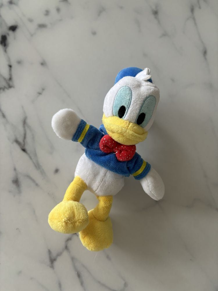 Maskotka kaczor Donald Disney