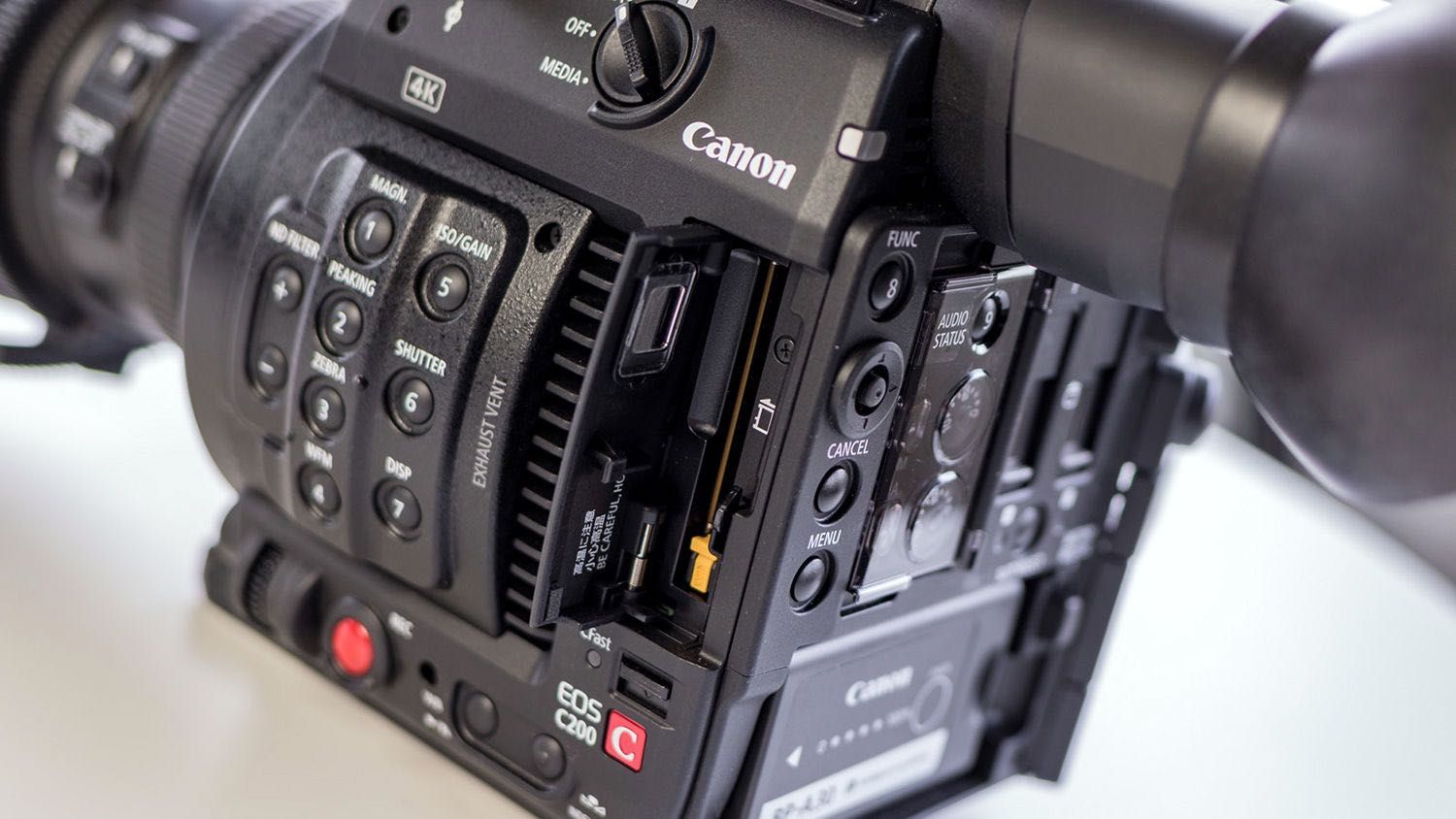 Кінокамера Canon c200 (повна версія з монітором і EVF)