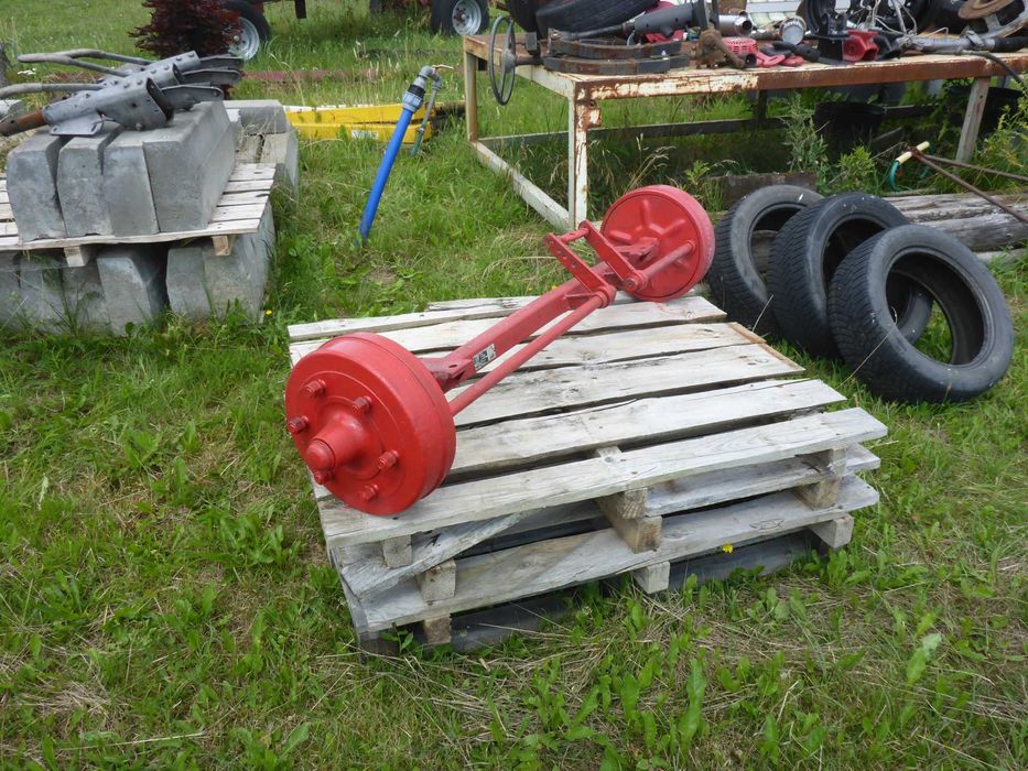 KNOTT ośka oś przyczepy rozrzutnika KRONE _ 6x205 BPW