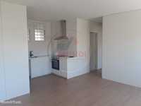 Apartamento T2 com varanda no centro ...