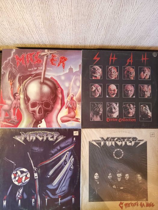 Вінілові платівки Черный кофе,Коррозия металла,Мастер,Август,та інші.