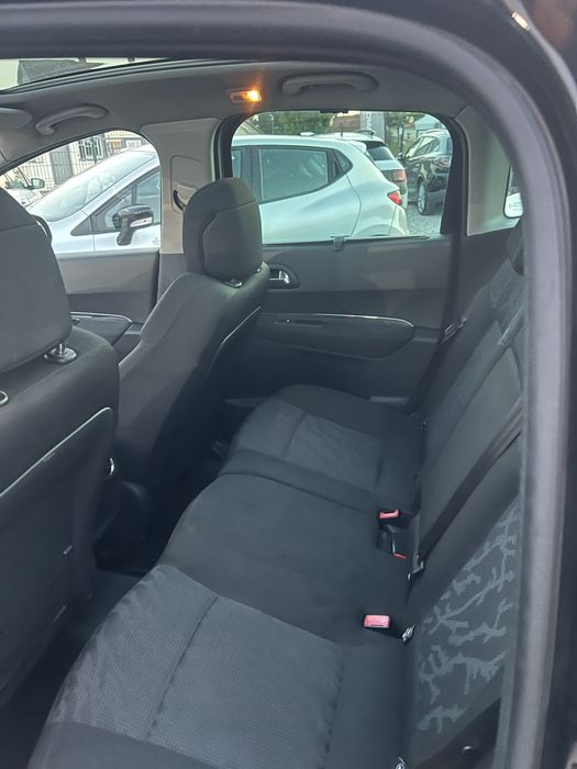Peugeot 3008 Hdi - Auto - Teto panoramico