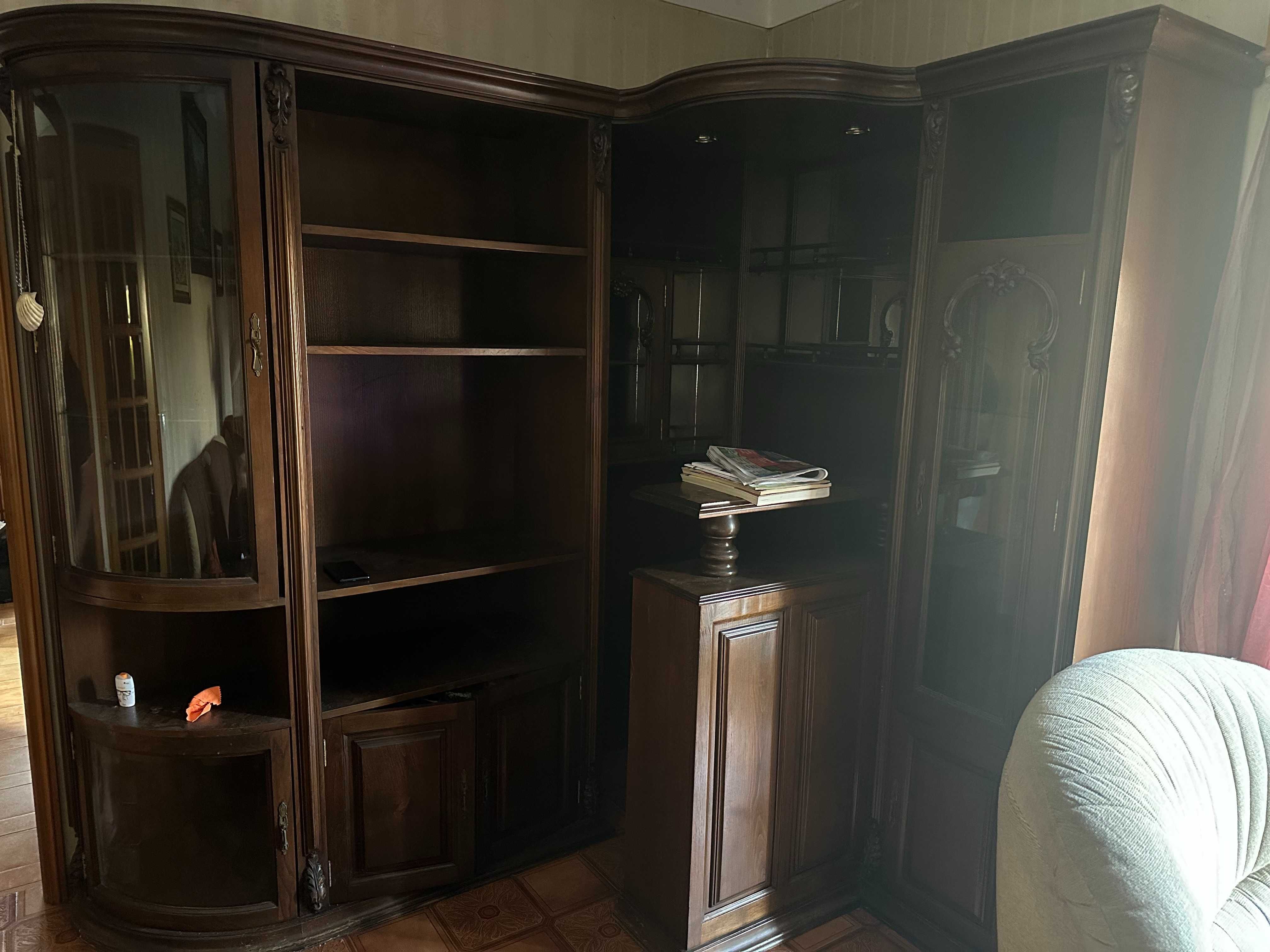 Móvel Bar De Canto Clássico – Decoração e Funcionalidade