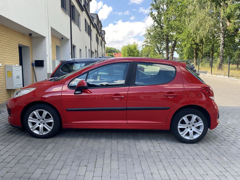 Sprzedam Peugeota 207