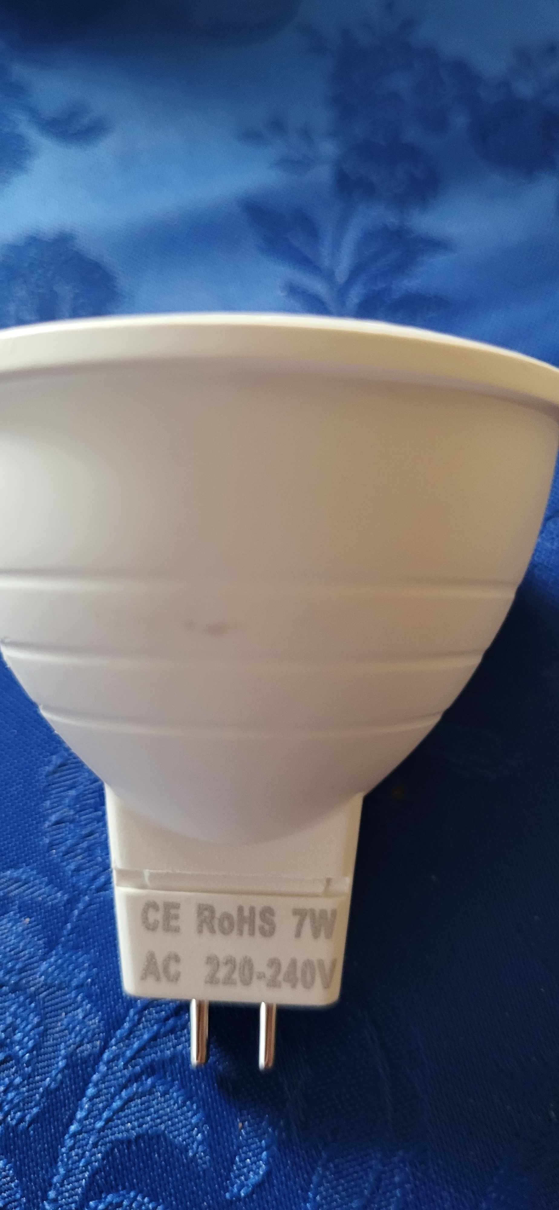Sprzedam 3 żarówki LED 220 V MR 16