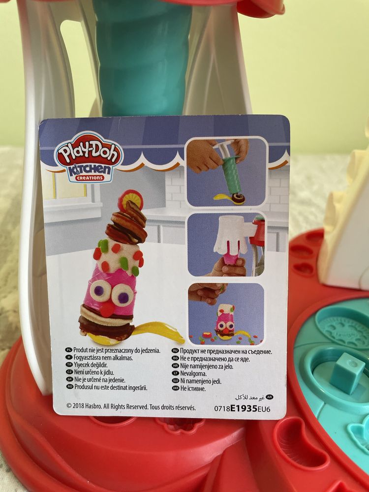 Набір для творчості Play-Doh Морозиво оригінал