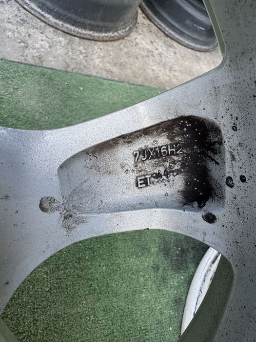 Диски титани 5:112r16 Volkswagen Audi Skoda комплект