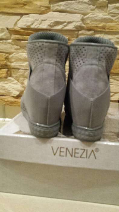 Sneakersy Venezia