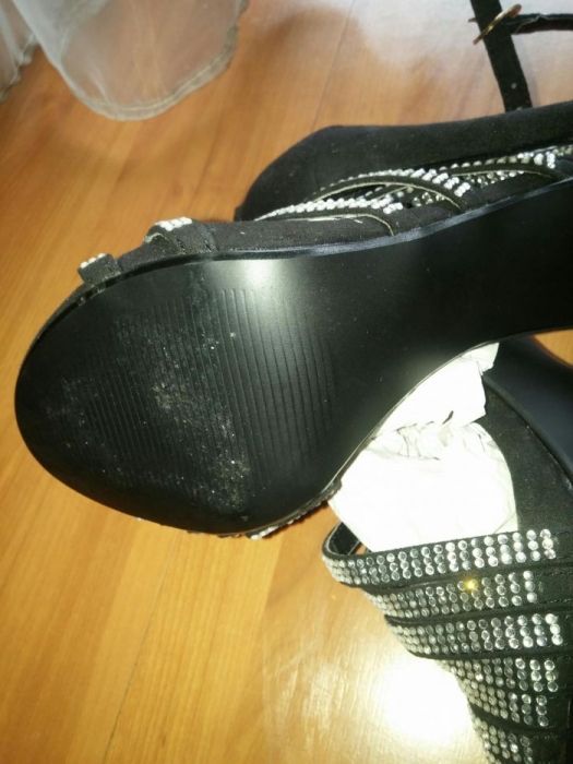 Sandalias Prateadas novas