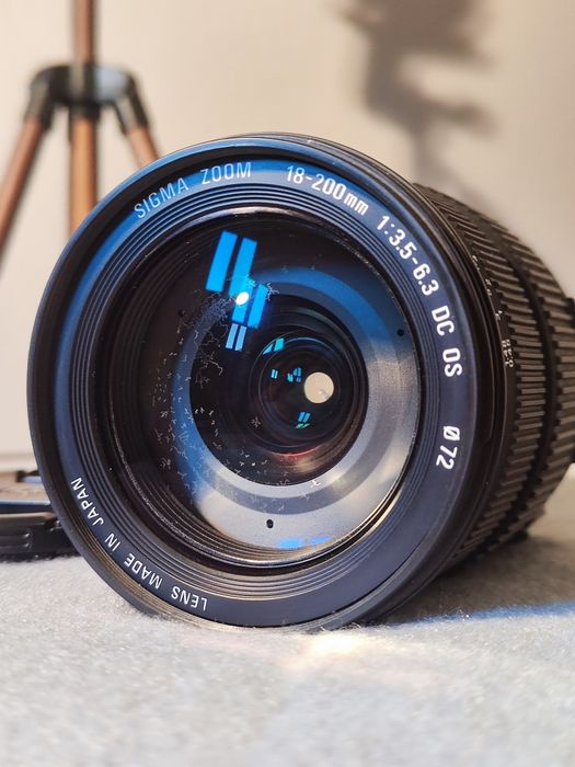 Objetiva Sigma 18-200 mm DC OS Canon EF