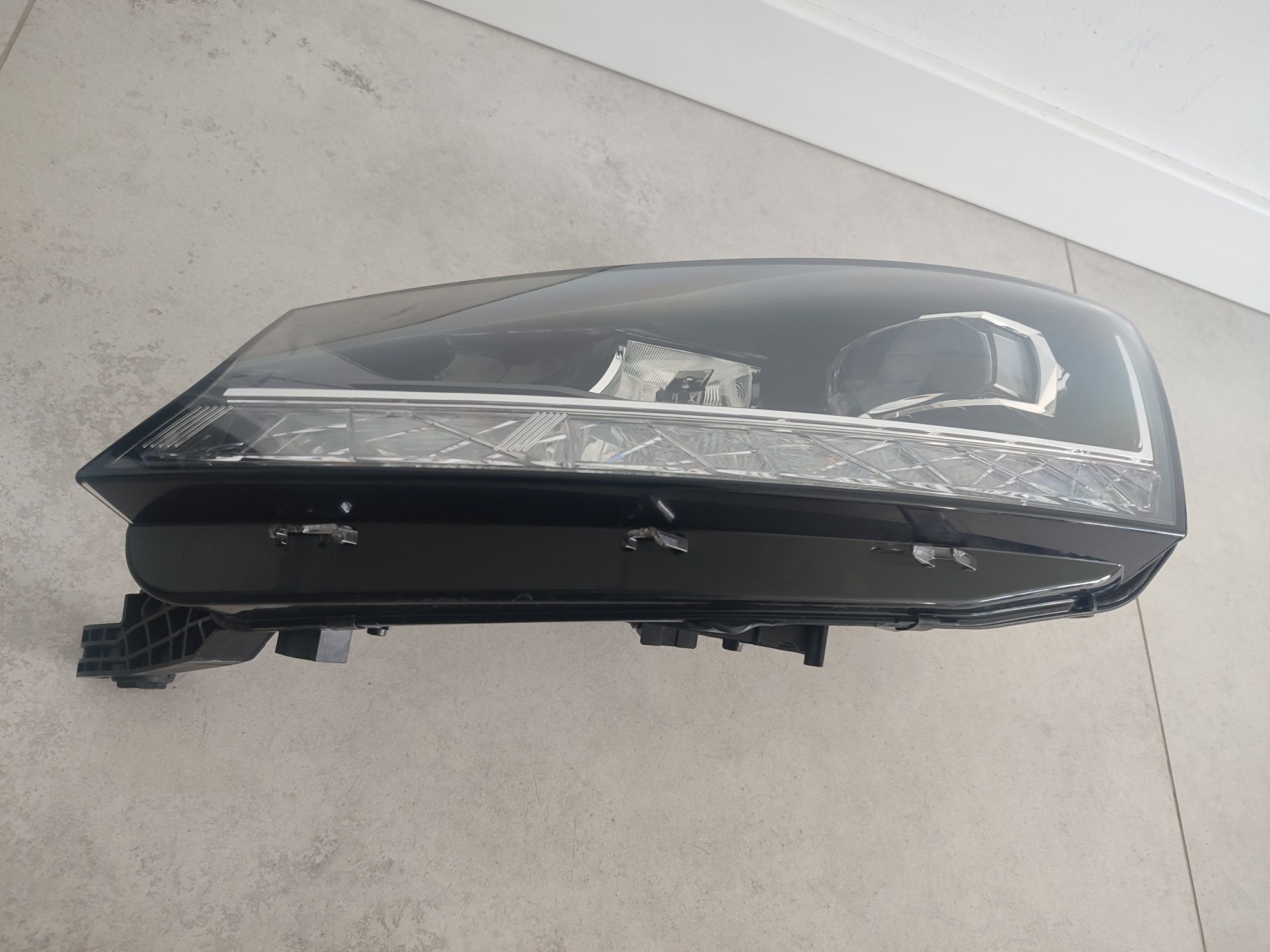 Lampa Reflektor Lewy Przód Skoda Fabia 3 III Full Led Lift 21r Oryg.