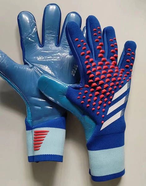 Воротарські рукавички adidas Predator Pro Promo. Розмір: 6, 7, 8, 9