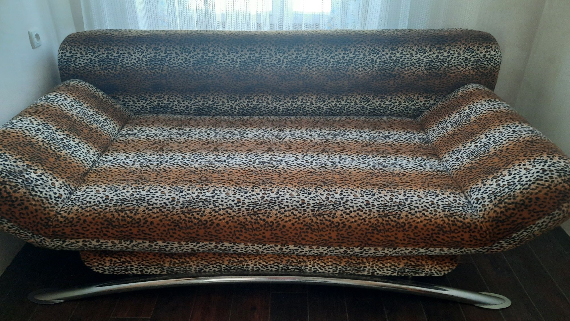 Продам зручний диван