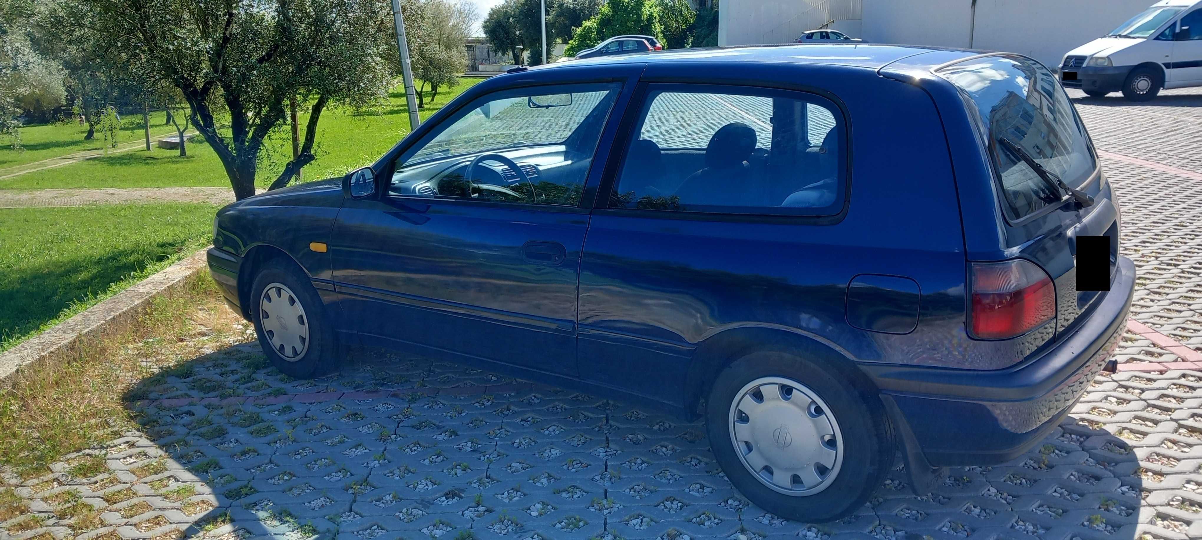 Nissan Sunny 2.0 dlx Hatchback (diesel)