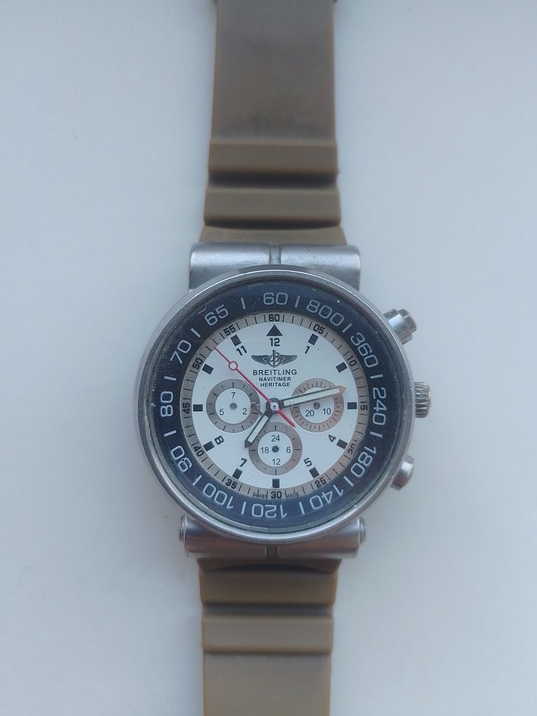 Наручные механические часы Breitling (Брайтлинг) с ремешком.