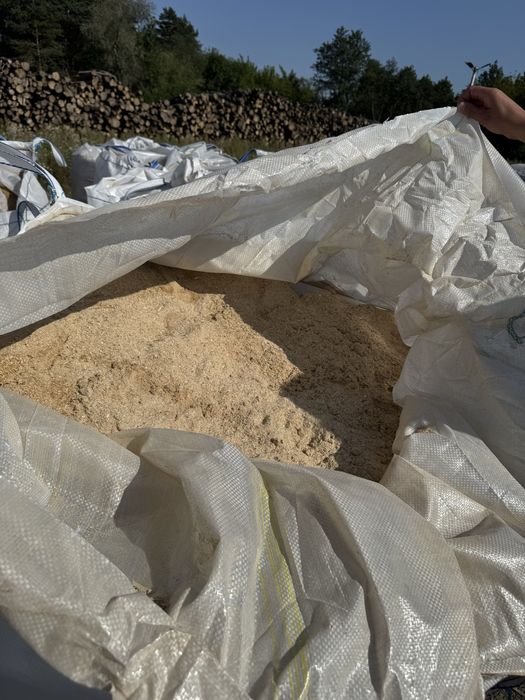 Продам грабову тирсу 950 грн за куб