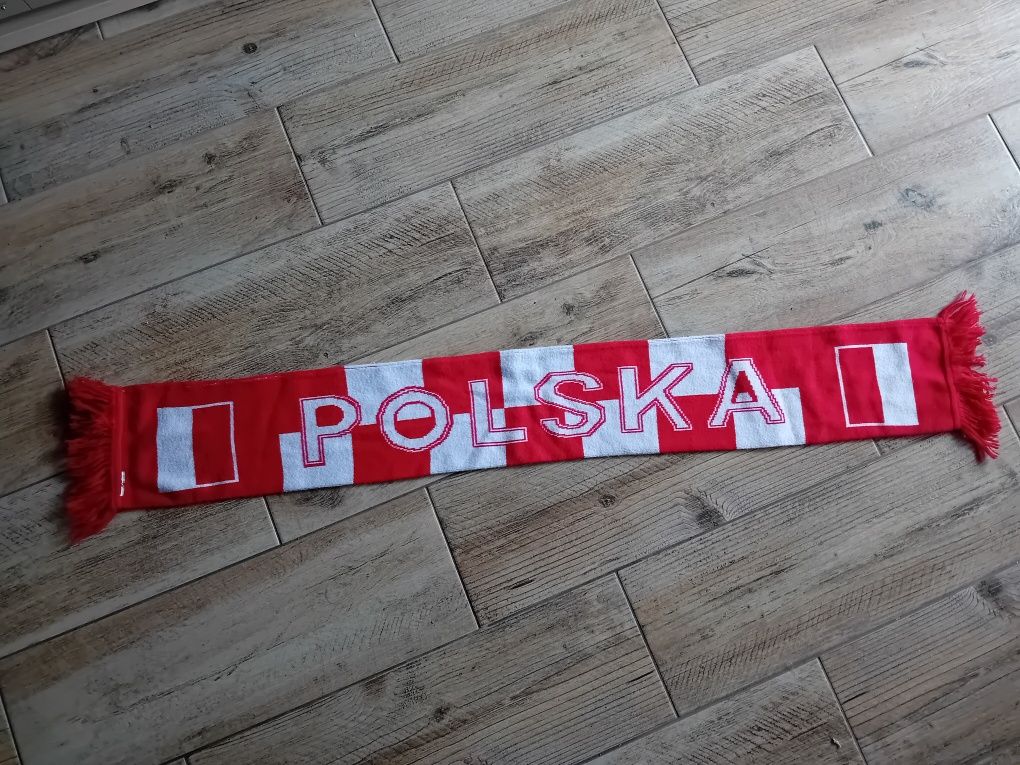 Szalik nowy dla kibica