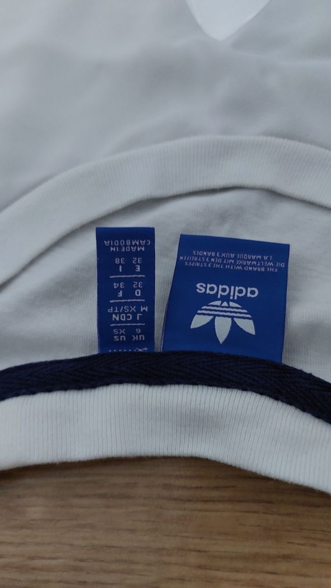 Koszulka adidas xs oversize