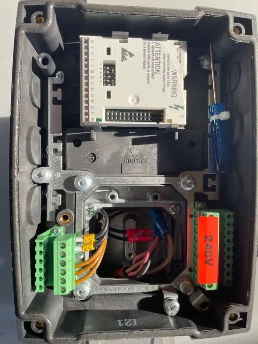 Silnik 230V falownik motoreduktor