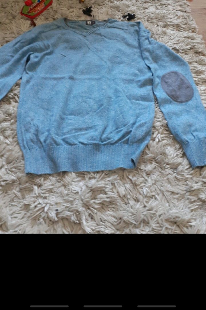 Sweter chłopięcym niebieski r 146/ 152