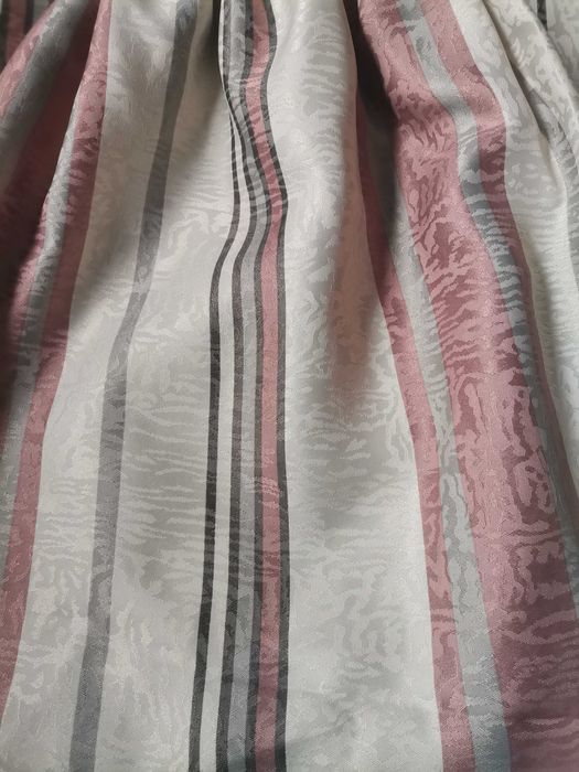 Cortinados e reposteiros