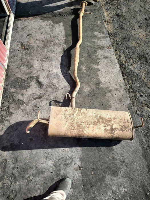 Глушитель вихлопна на Nissan Qashqai j10 1.6 бензин глушник