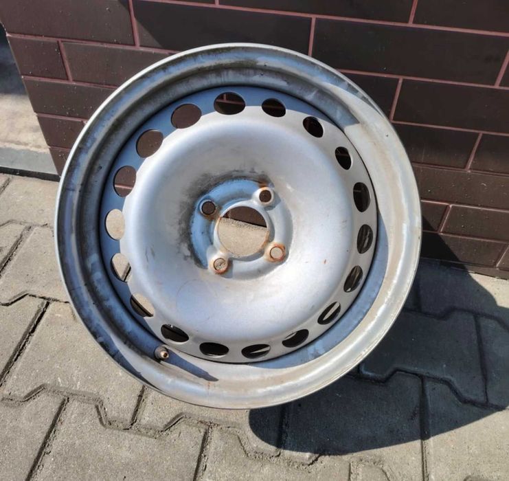 Felga stalowa Dacia Sandero/Renault Clio 15 cali rozstaw 4x100 ET40