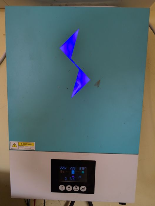 Інвертор 6квт сонячний гібридний.