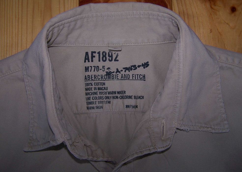 Koszula z długim rękawem Abercrombie & Fitch z USA