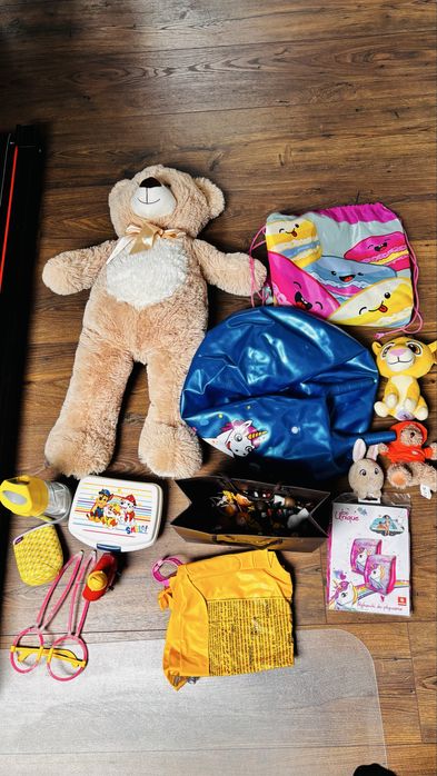 Zabawki, akcesoria do plywania