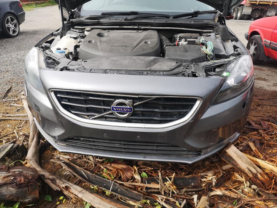 Volvo V40 2.0 para peças