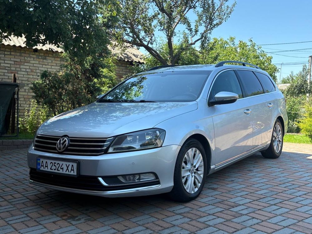 Продам VW Passat B7 2014 года