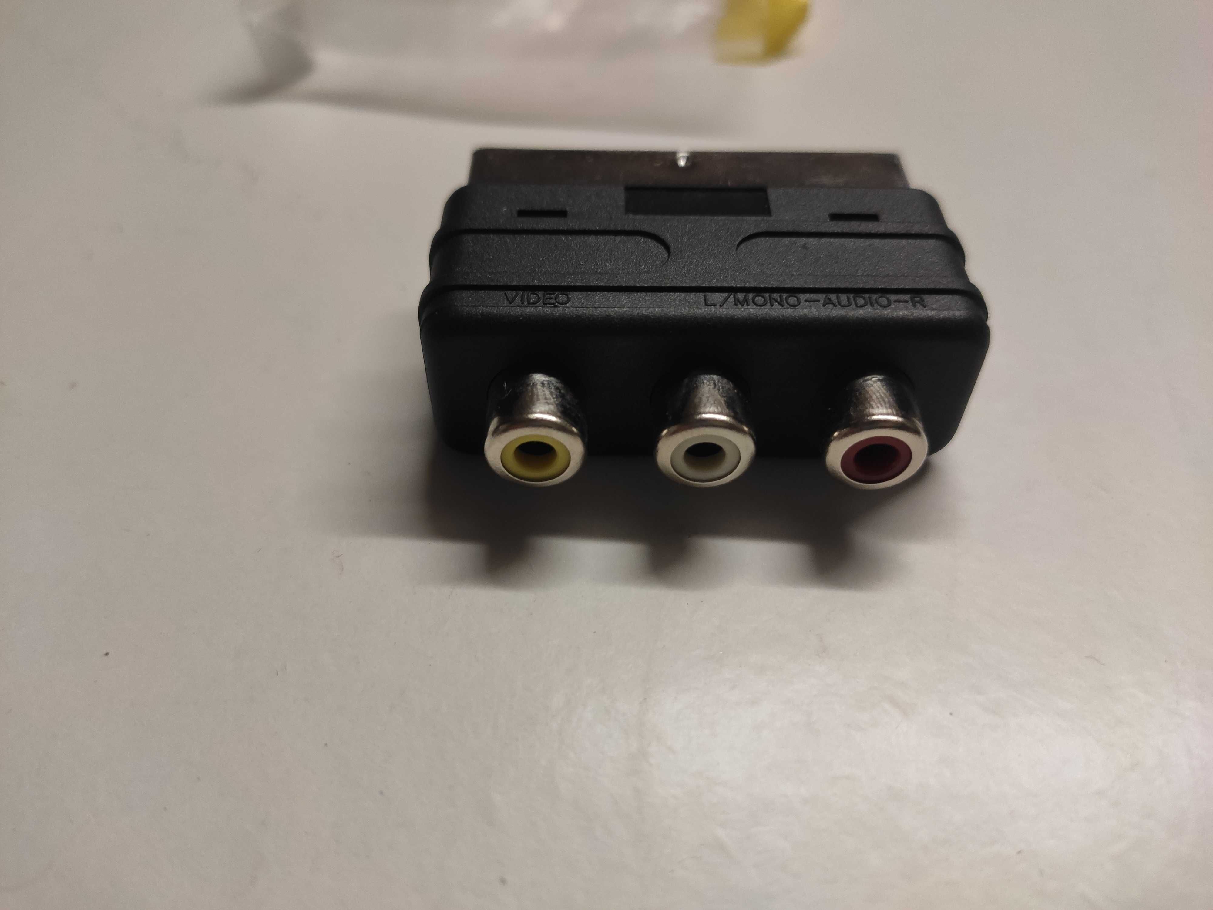 Adaptador ficha SCART para RCA