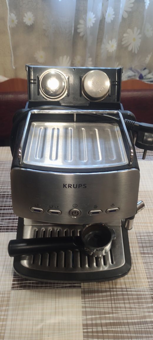 Кофемашина DeLonghi