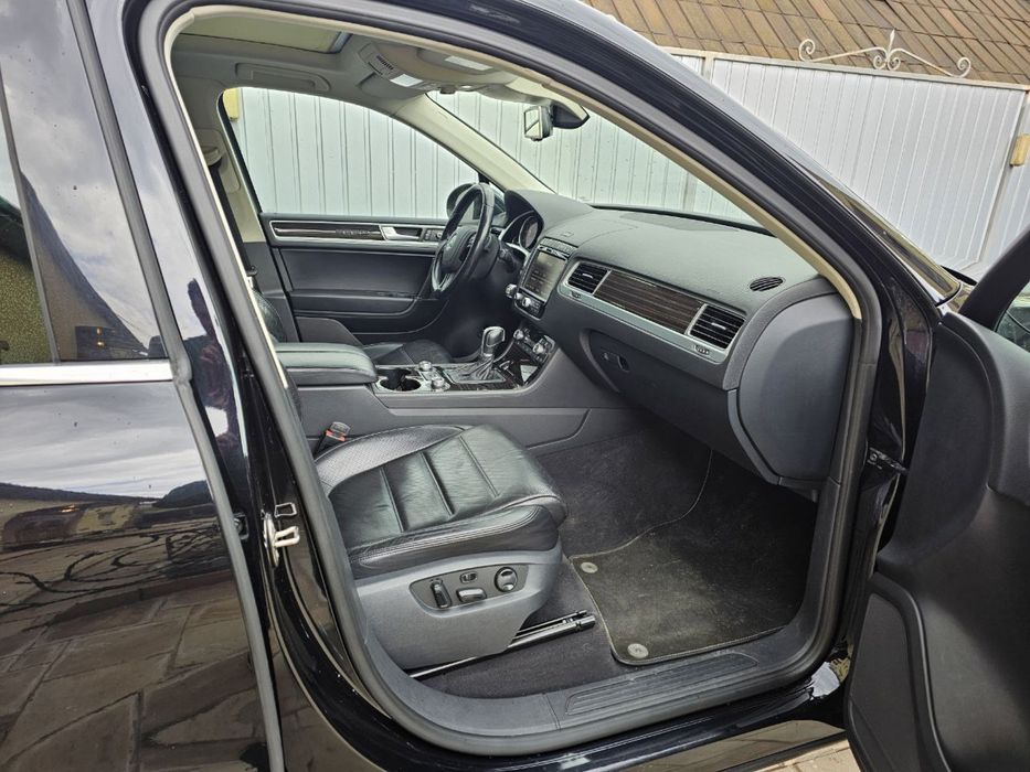 Volkswagen Touareg nf 2015