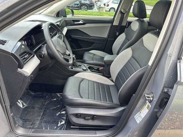 2022 Volkswagen Taos SEL 4Motion