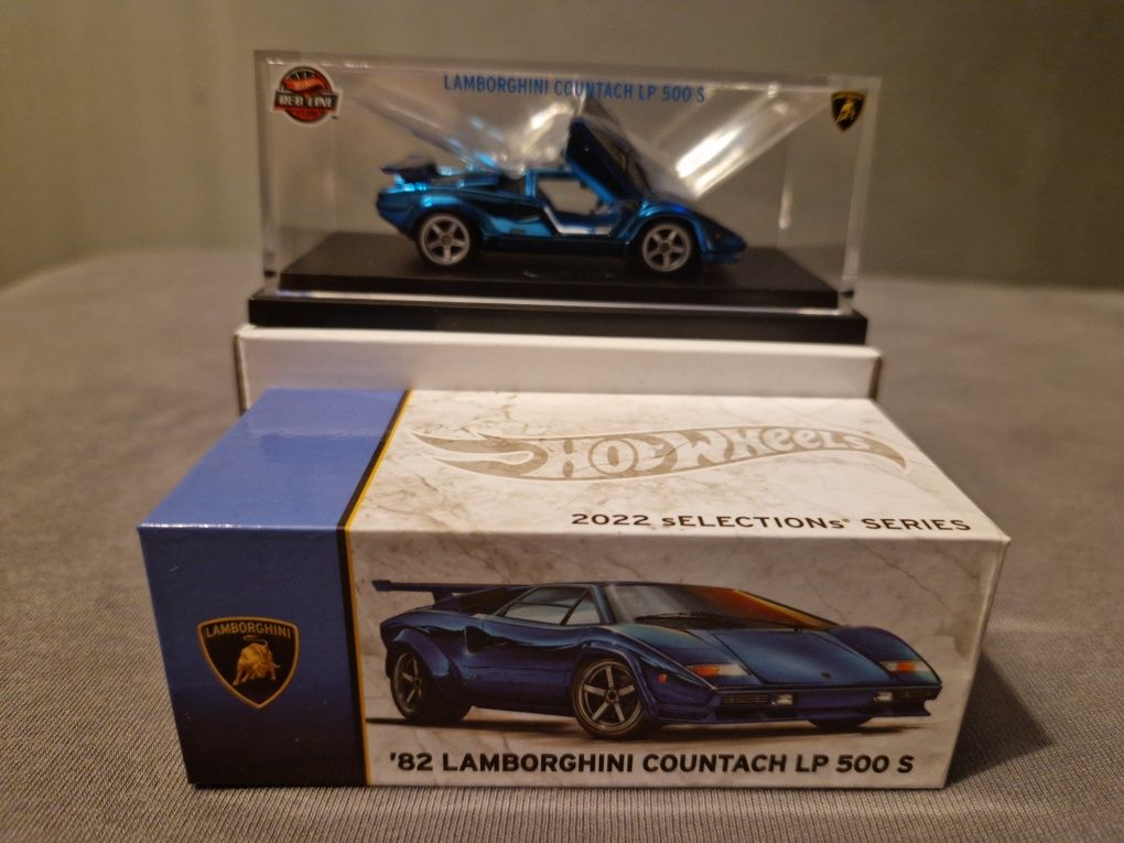 Hot Wheels RLC Lamborghini Countach
Kolor zielony 
Model nowy, otworzo