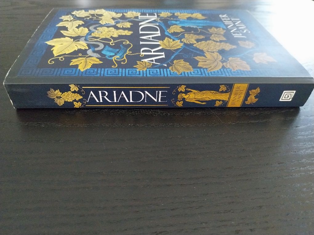 Ariadne de Jennifer Saint