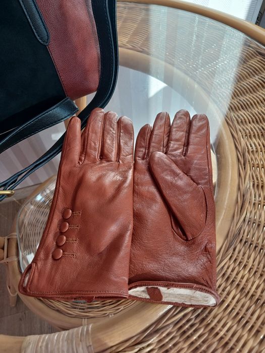 Шкіряні рукавички
