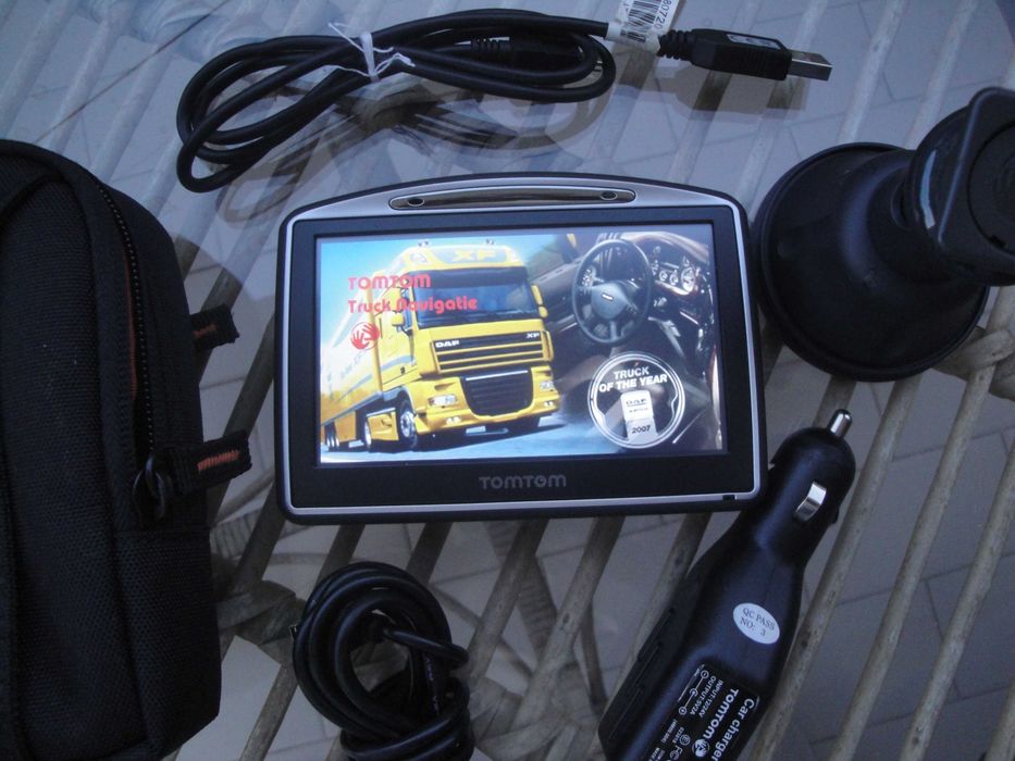 GPS TomTom Proficional GO Truck PRO+BUS-Pesados/Lig/Autocaravanas-2025