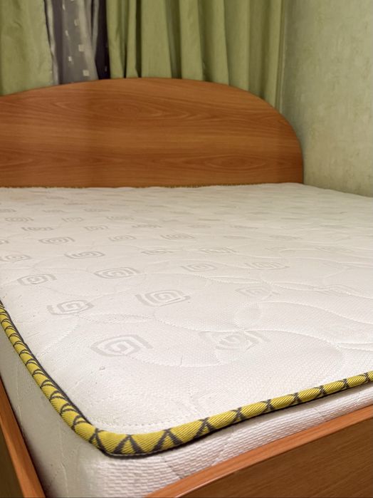 Продам матрац 180•200