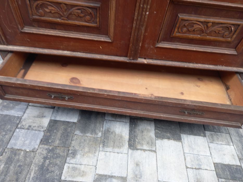 Zabytkowa 100 letnia szafa  antyk   do renowacji - obniżyłem cenę