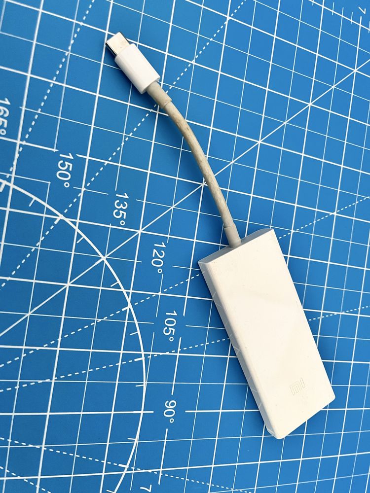 Adaptador usb-c pada mini display e usb-A