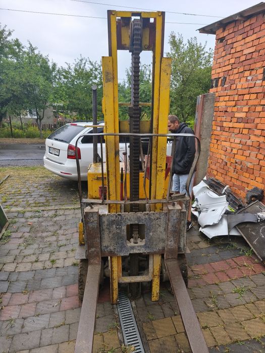 Навантажувач виліковний, кара дизель двохциліндровий