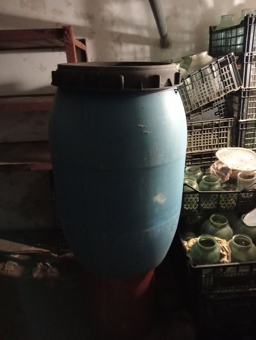 Бочка для душа, пищевой пластик.