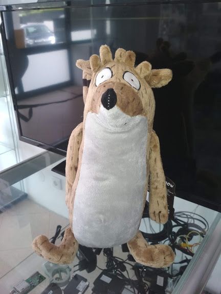 Peluche Regular Show Rigby 38cm